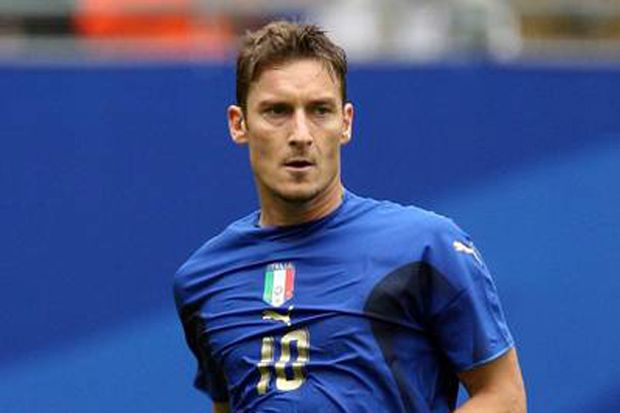 Totti buka pintu kembali...
