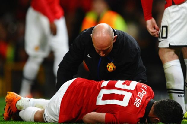 Van Persie terancam...