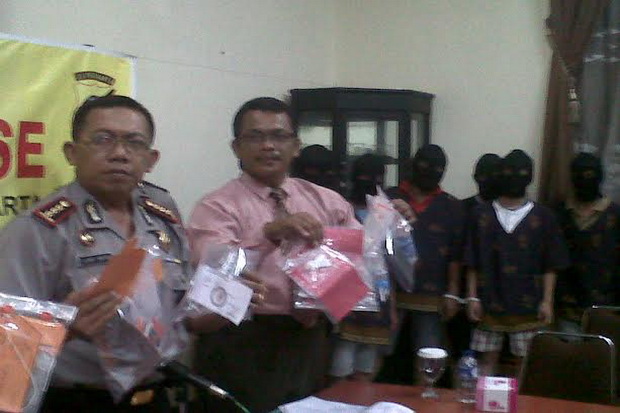 Mahasiswa pesta ganja...