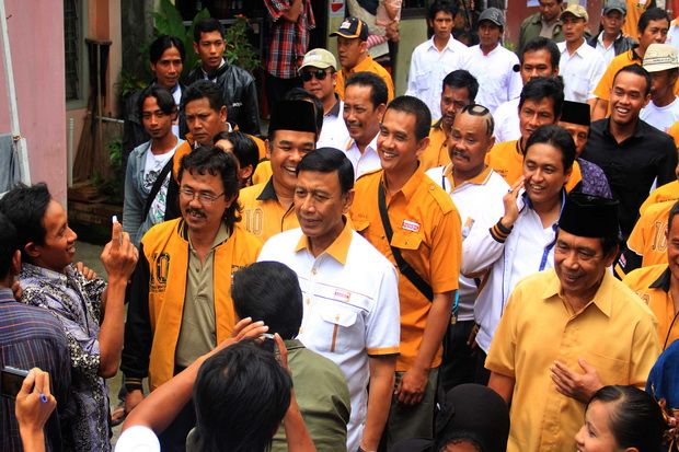 Hanura bahas koalisi...