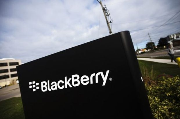 OS BlackBerry 10.3 dukung...