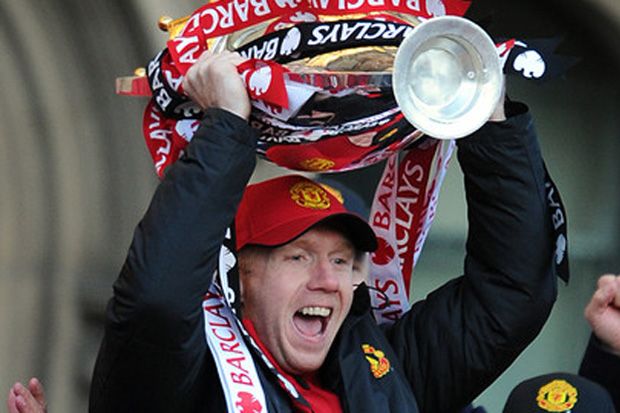Scholes desak United...