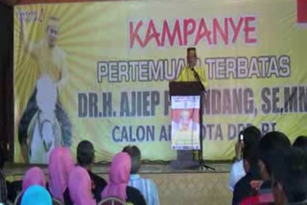Caleg DPD ini kampanye...