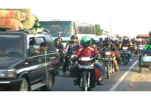 Subang-Indramayu macet...