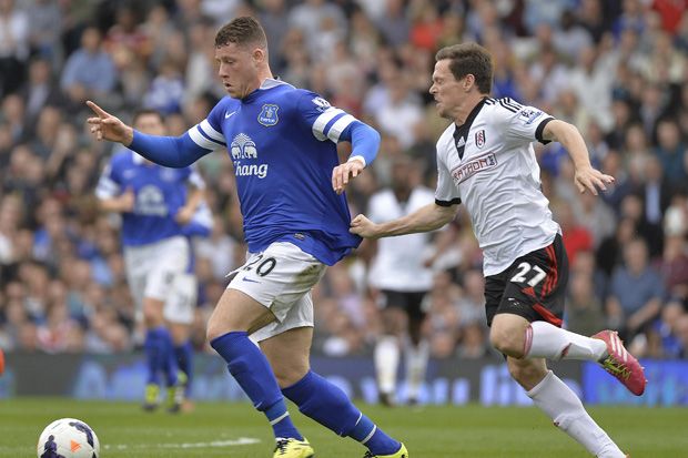 Everton buka peluang...