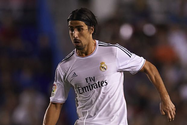 Cedera Khedira semakin...