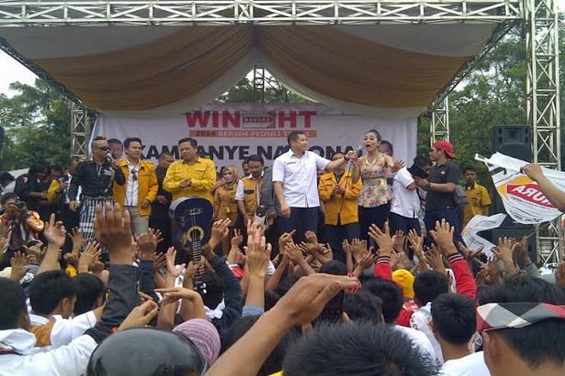 HT: Indonesia masuk...