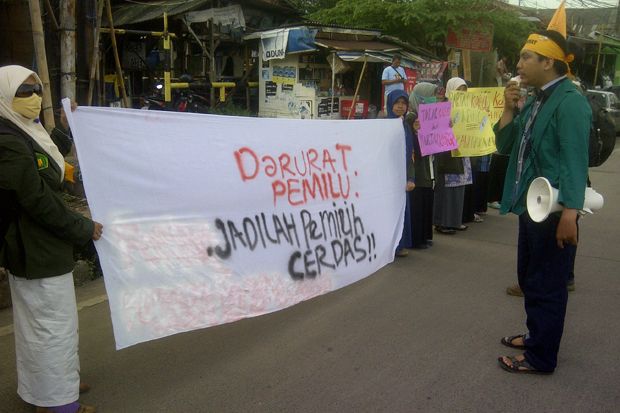 Mahasiswa: Tolak caleg...