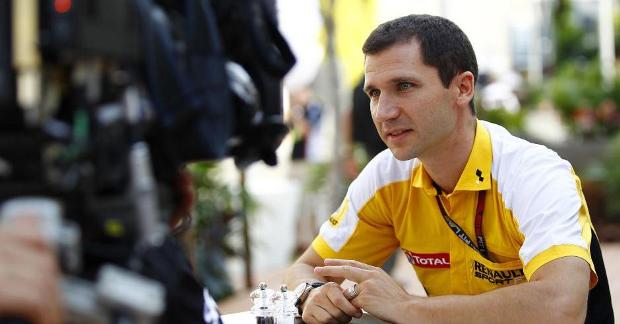 Soal suara mobil F1,...