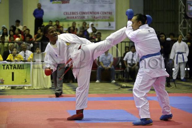 Karateka Sulsel borong...