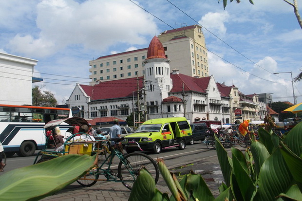 Kerajaan Belanda puji...