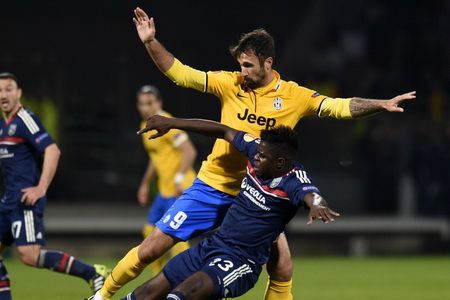 Juve tapakkan satu kaki...