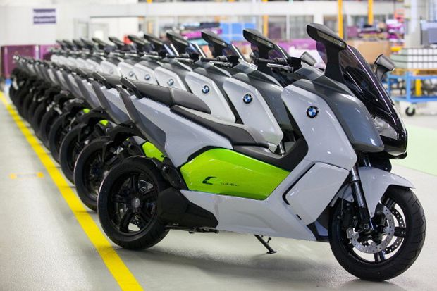 Skuter listrik BMW diproduksi...