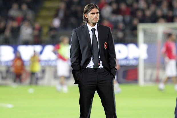 Hubungan Cagliari dengan...