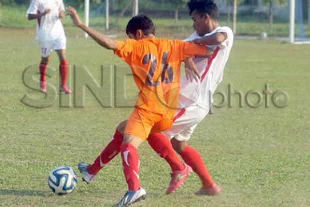 Uji coba pesta gol,...