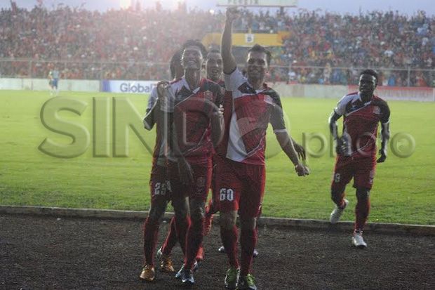Persijap pressing ketat...