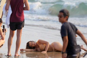 Cara Kim Kardashian...