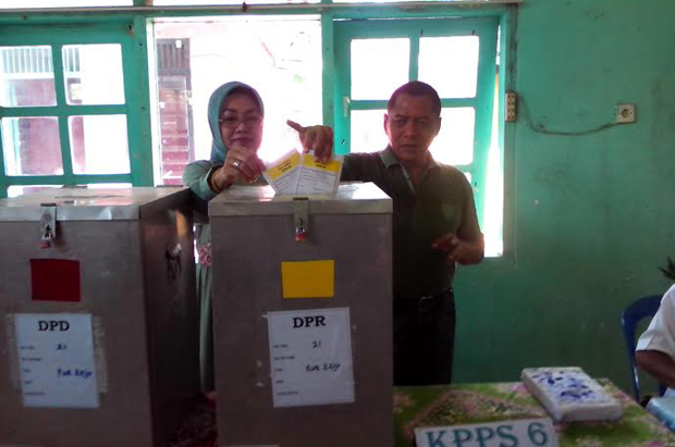 Jika golput rendah,...