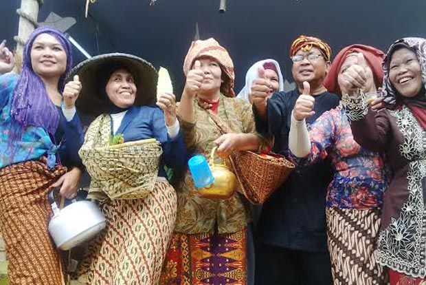 Ingin juara, warga Bandung...
