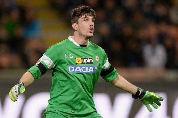 Buffon tunjuk Scuffet...