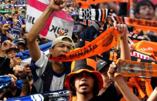 Jumat, The Jak dan Viking...