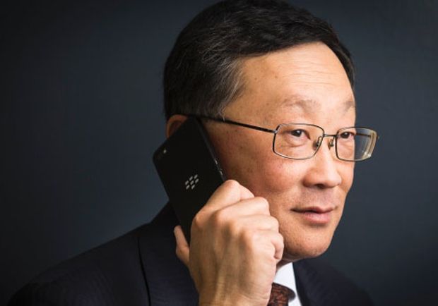 CEO BlackBerry akan...