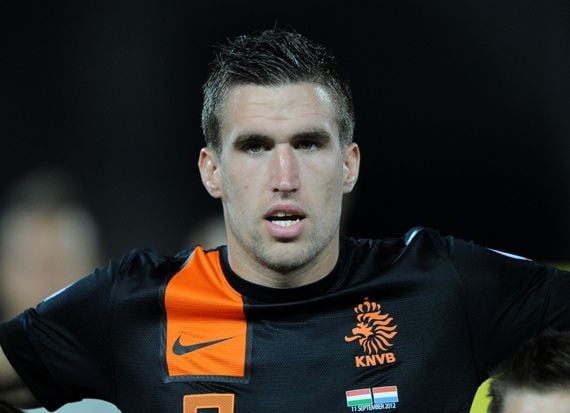 Strootman absen membela...
