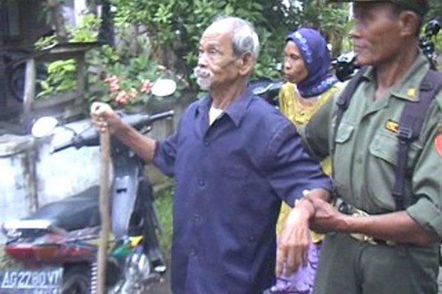 Ribuan warga Nganjuk...