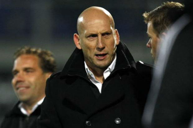 Stam tolak jadi asisten...