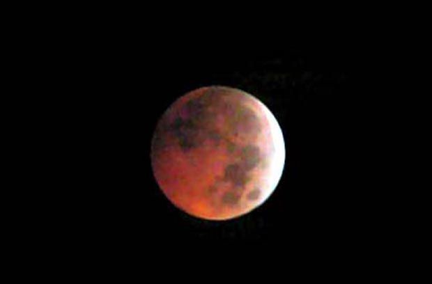 Ada gerhana bulan, warga...
