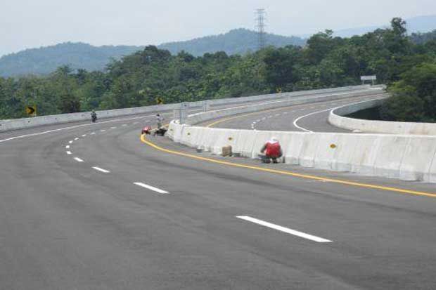 Pembangunan Tol Cikopo-Palimanan...