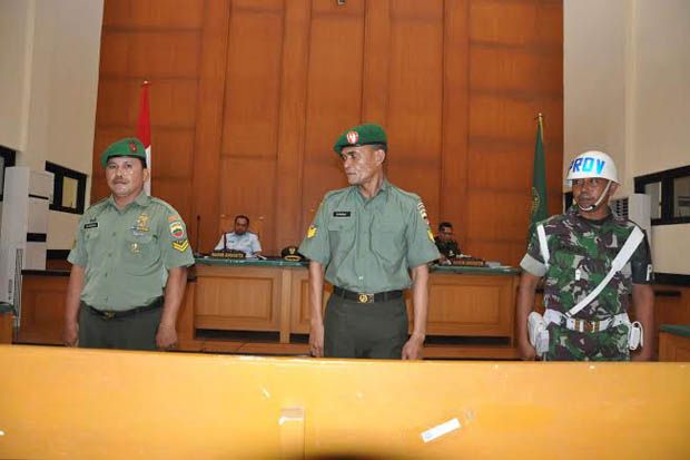 Oknum TNI pembalak hutan...