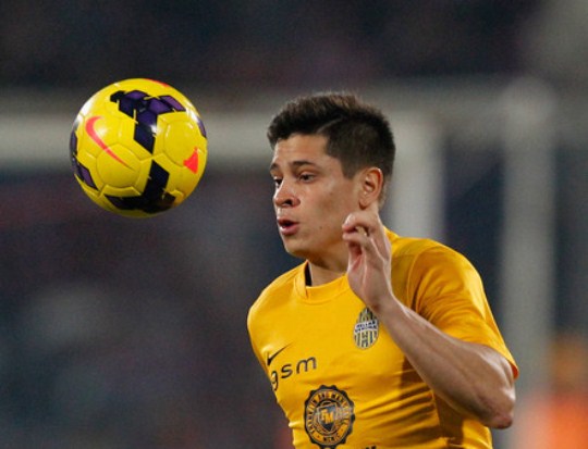 PSG incar Juan Iturbe