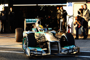 Hamilton start terdepan,...