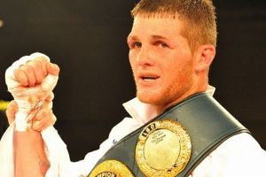 Oosthuizen lucuti gelar...