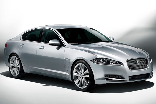 Harga Jaguar XJ sebanding...