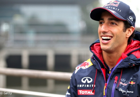 Ungguli Vettel, Ricciardo...