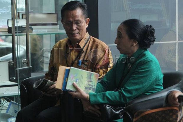 Hakim MK bersaksi di...