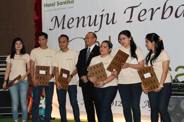 Hotel Santika TMII Jakarta...