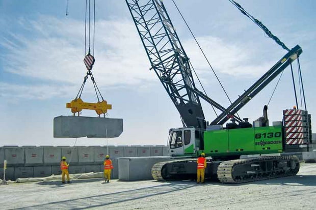 Industri alat berat...