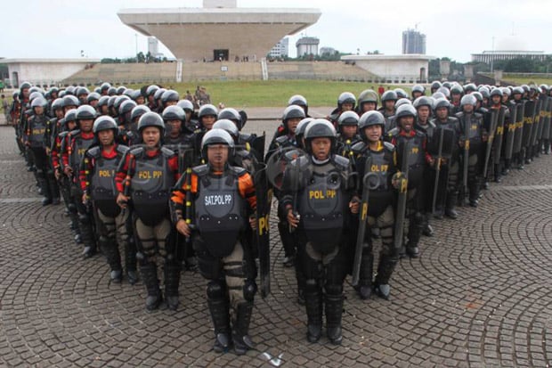 Satpol PP kawal pembangunan...