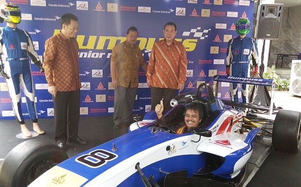 Siap-siap tim balap...