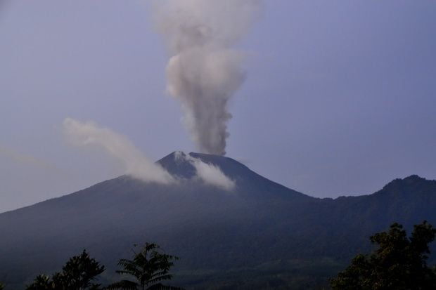 Status Gunung Slamet...