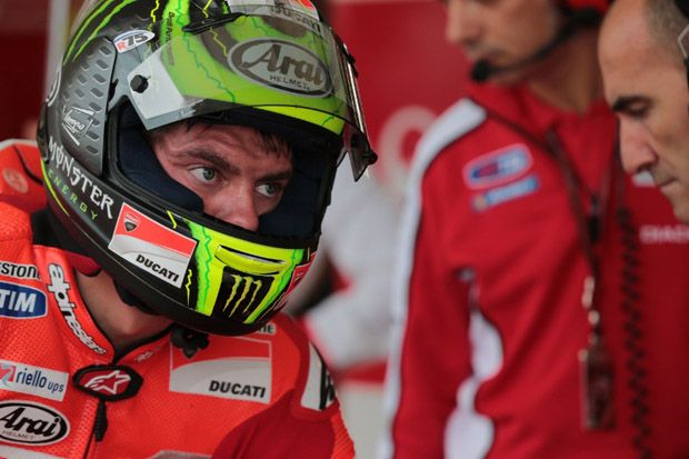 Crutchlow indikasikan...