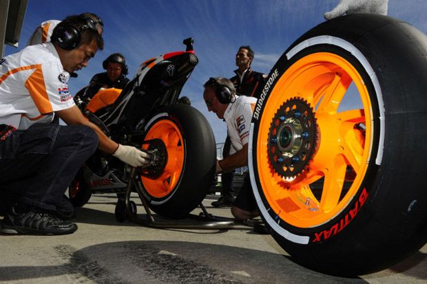 Bridgestone mundur,...