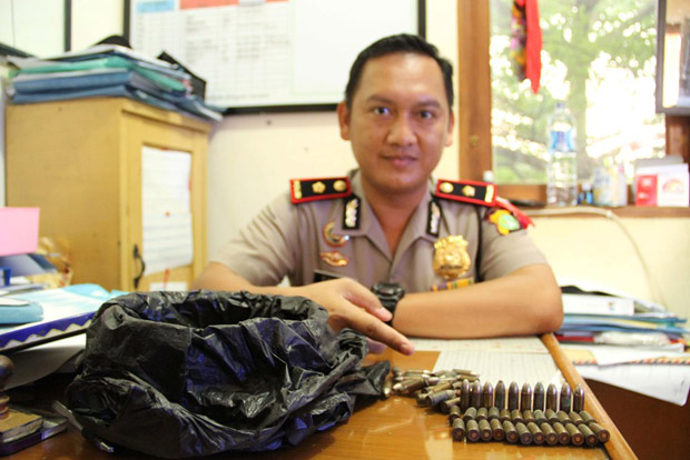 Pemulung temukan biskuit...