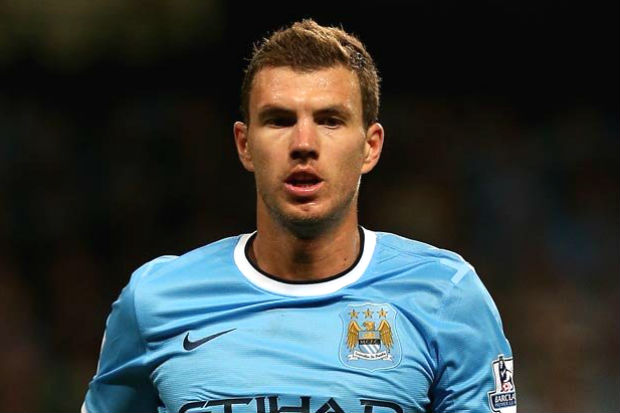 Inter tawar Dzeko Rp388...