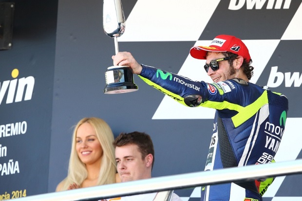 Rossi pilih keputusan...