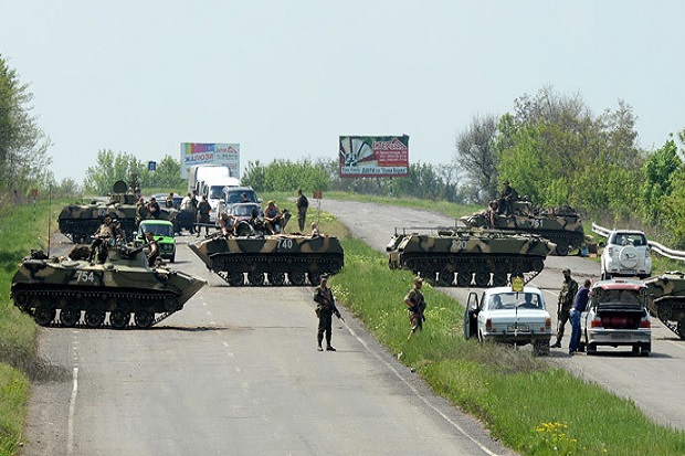 Tentara Ukraina kepung...