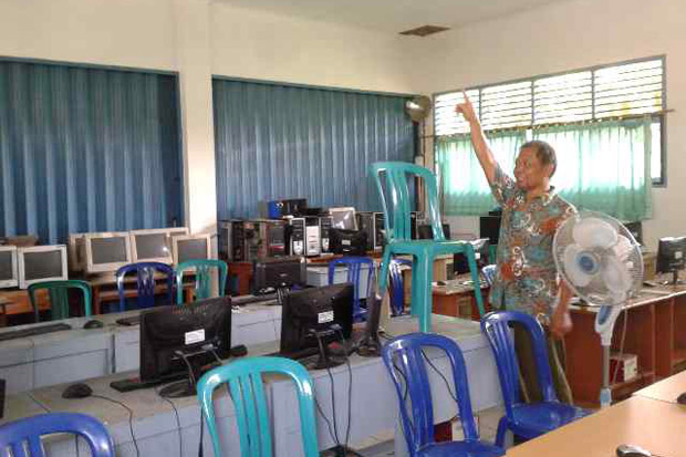 Lab komputer SMK Muhammadiyah...